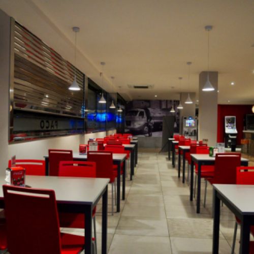 Mesas de la cafetería